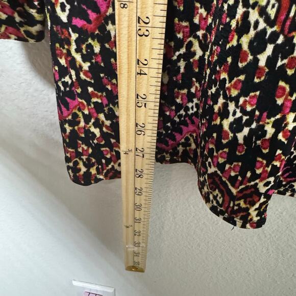 Chico’s Travelers Size 1‎ Black Pink Abstract Open Front Cardigan Jacket - Picture 3 of 6